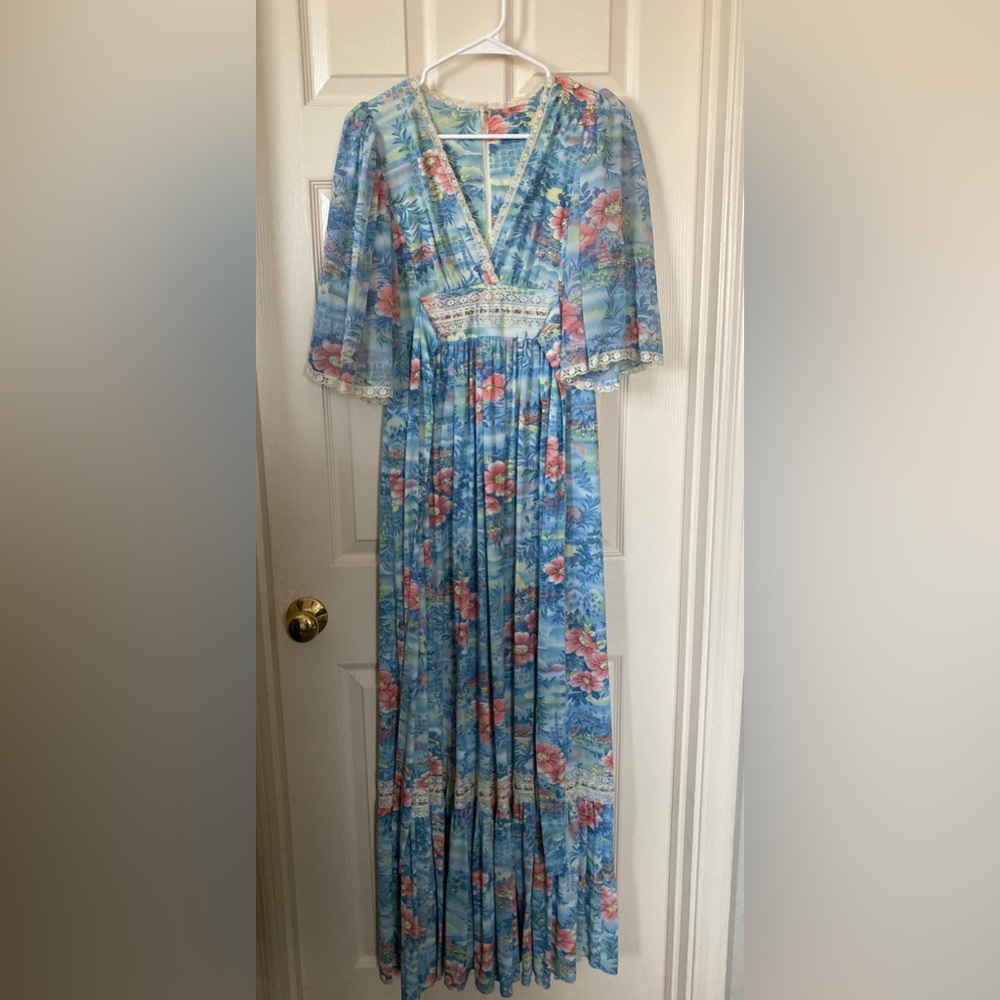 Vintage Union Made Maxi Dress size 13, Beuatiful trimmings and lace